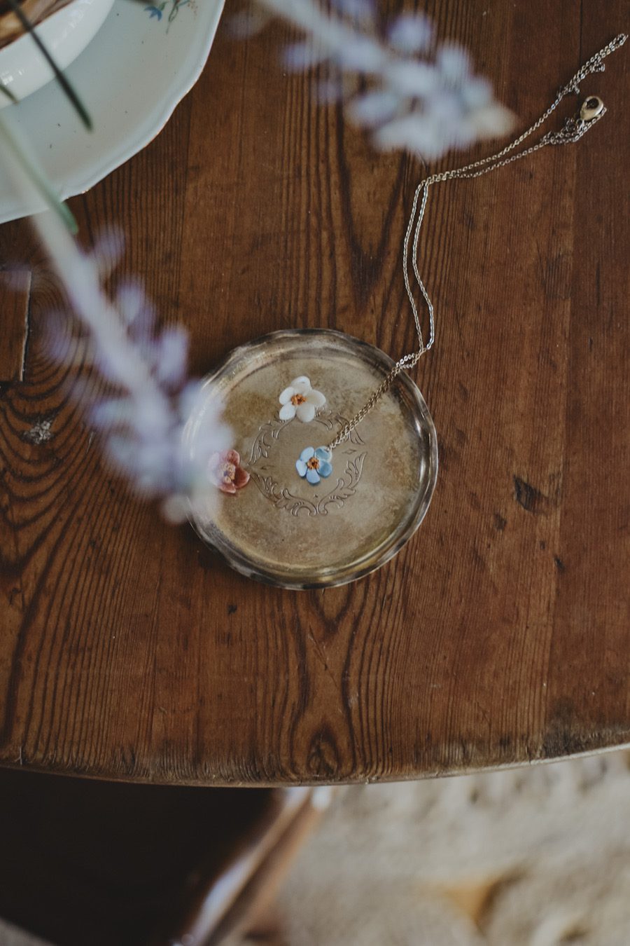 Vabvecka med spelchallenge och blomsterhalsband 1 06F1EA9D 9C4E 4AFD A2E3 57A230E61D66 Vabvecka med spelchallenge och blomsterhalsband