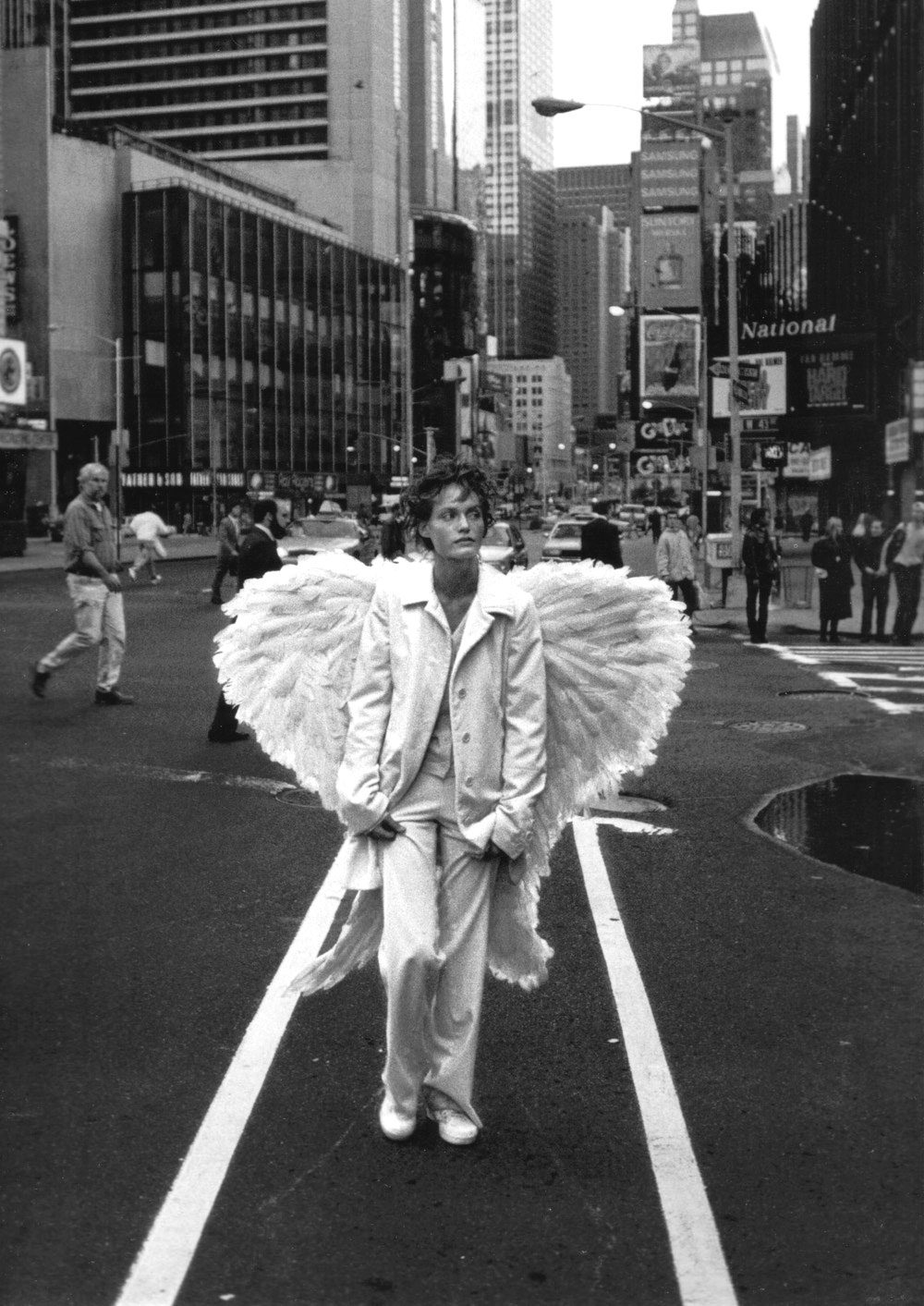 Sedan då... 1 angel-harpers-bazaar-us-december-1993-lindbergh-5