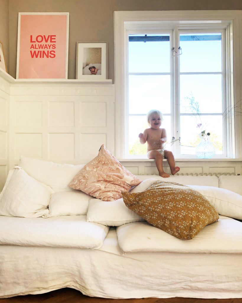 3736832B 1E8D 4001 B646 4ED224A59CD1 Lovely Life