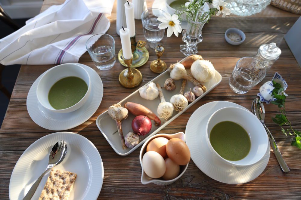 51064766 5378 4647 85D1 99A2118F387B e1539371660125 Grön (fj)ärtsoppa