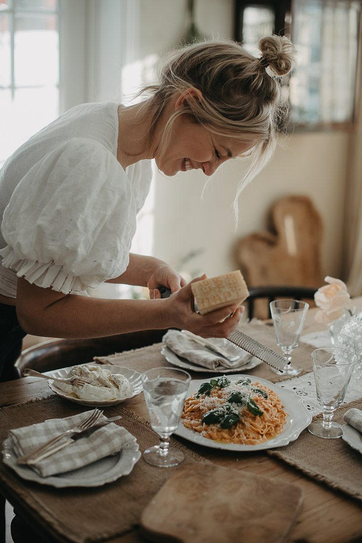 FotografMalinLindner 8423 Blommor och hemlagad pasta