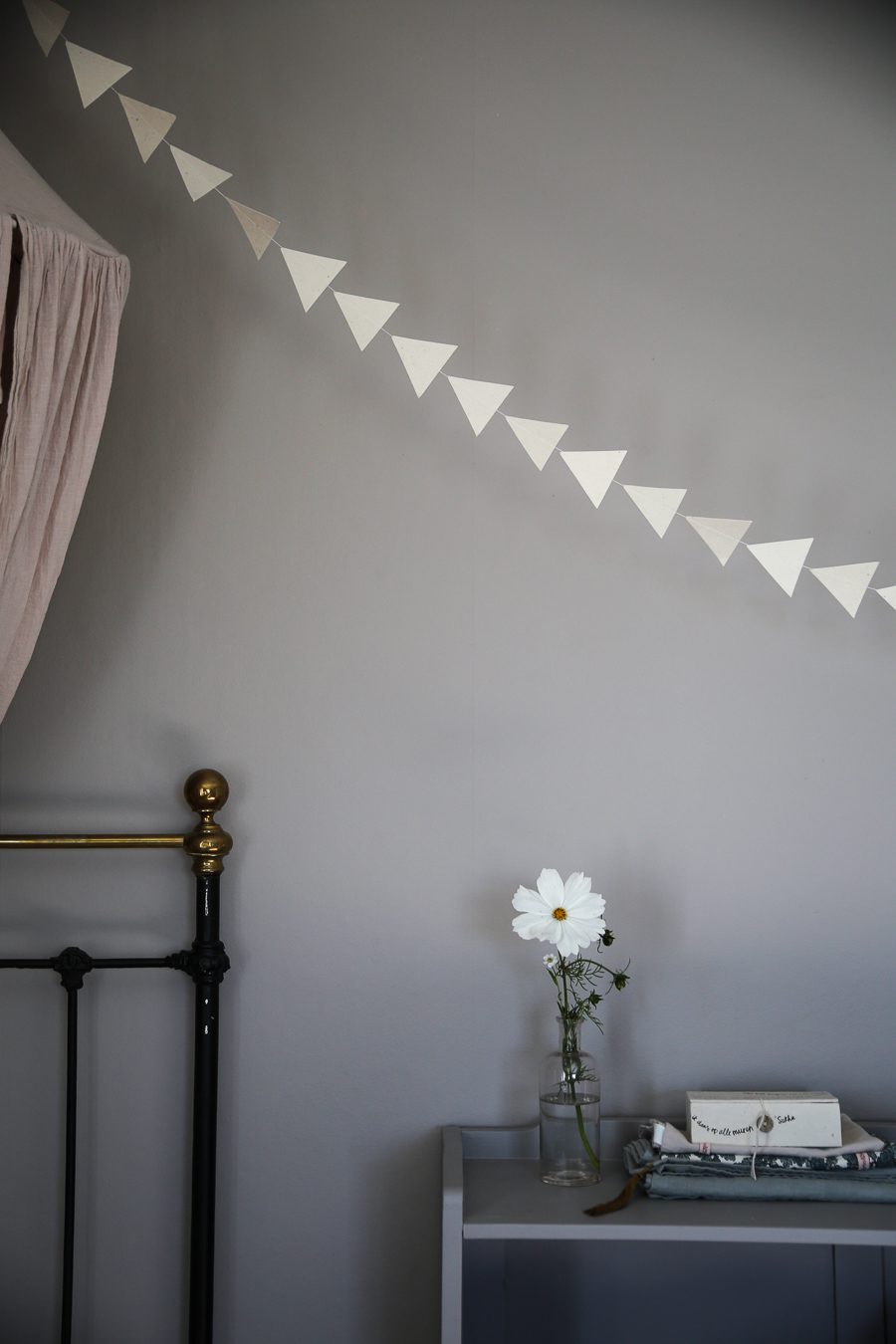 IMG 2198 Kvällsljus i barnrummet