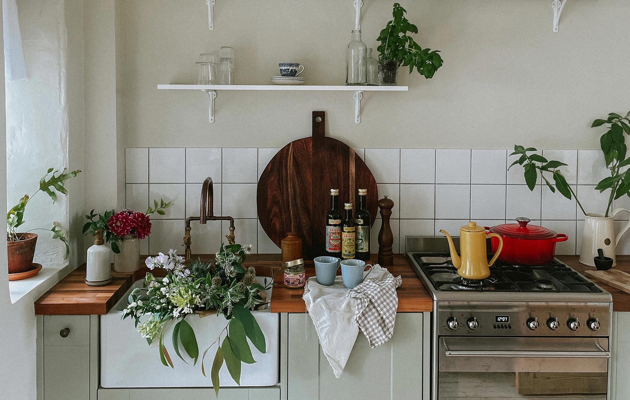 Läs mer om artikeln Styling Open Kitchen Shelves