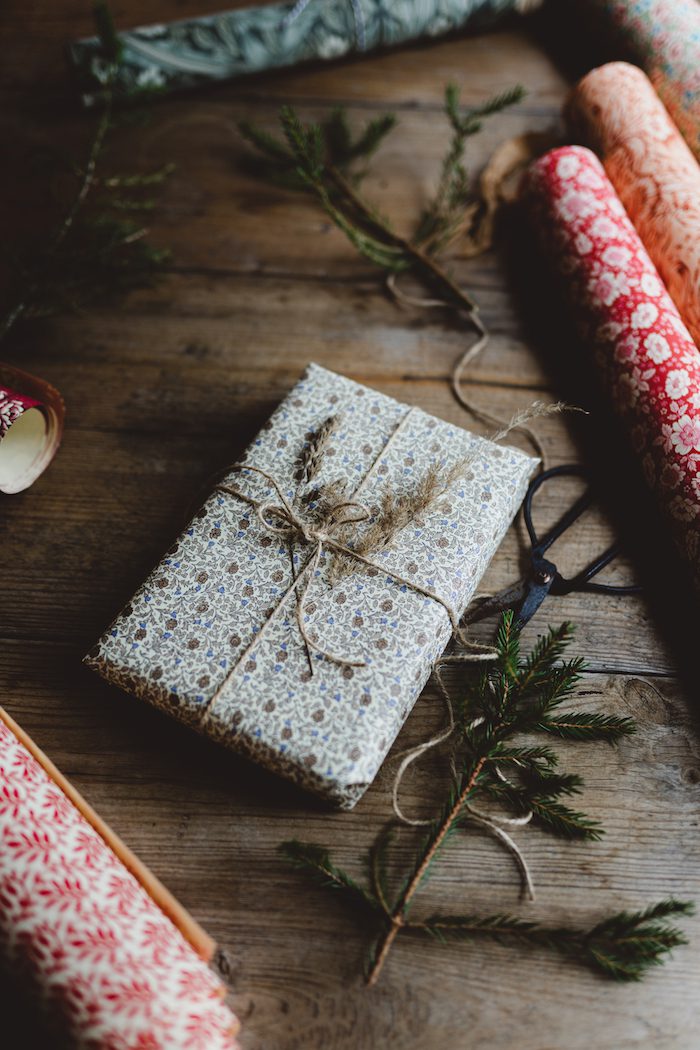 Var med i julkalendern på Lovely life och vinn våra fina papper! 1 Vintagefabriken jul 1 Var med i julkalendern på Lovely life och vinn våra fina papper!