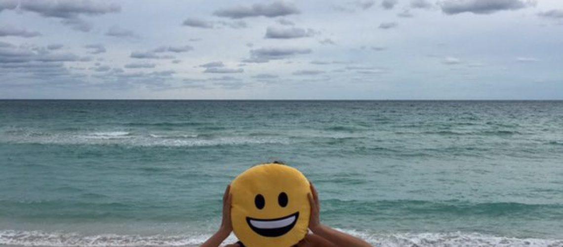 smiley.pillow.miamibeach