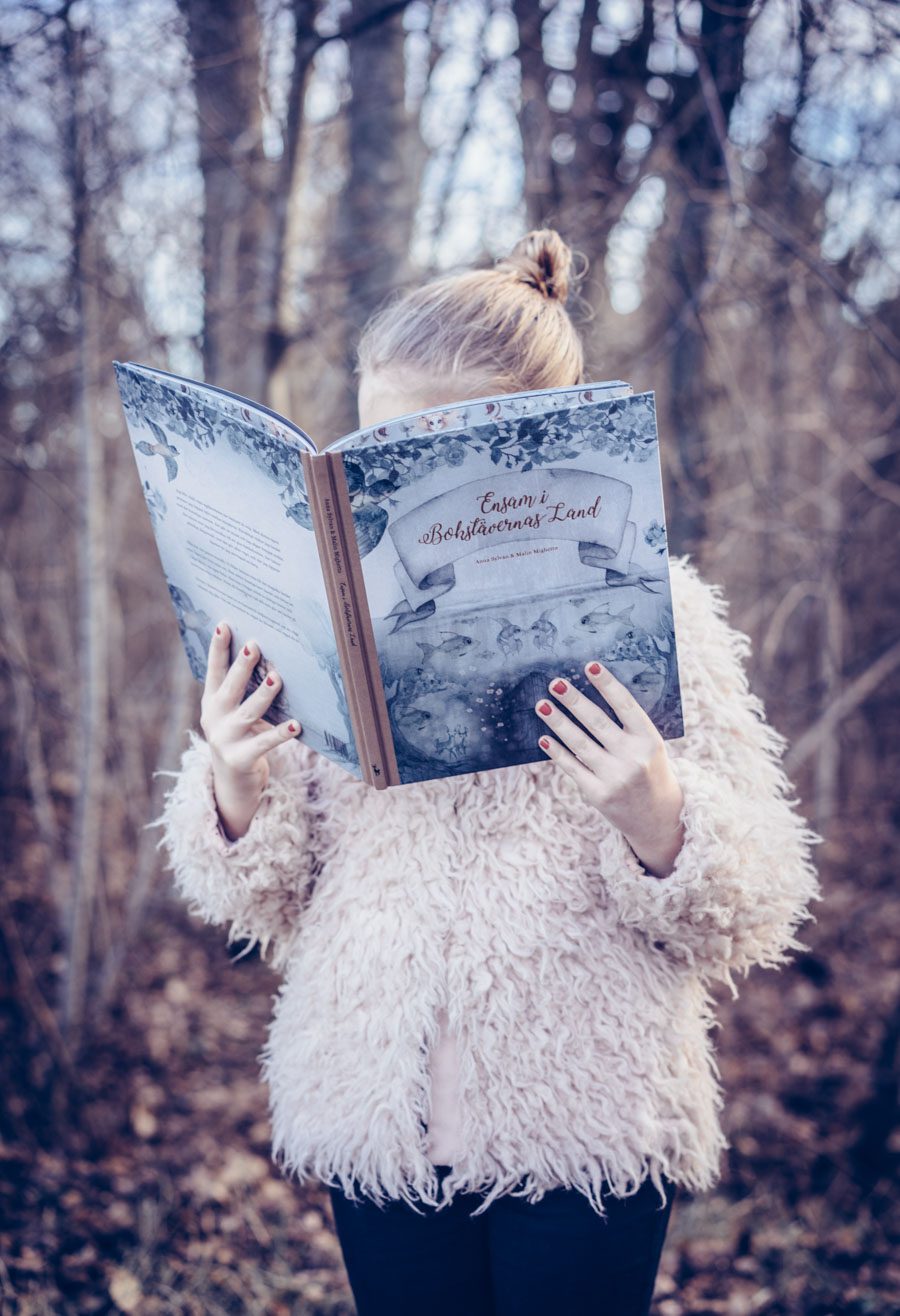 katrin baath lovely life 09851 Ensam i bokstävernas land.