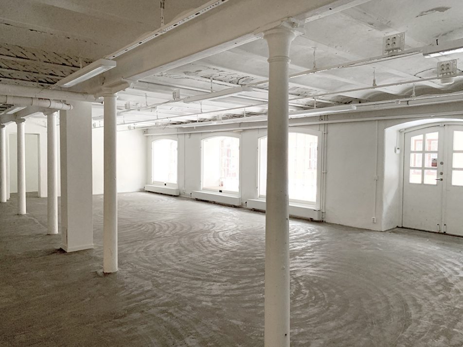 katrinbaath ateljen Status, svar, öppning och tjuvtitt i min Ateljé.