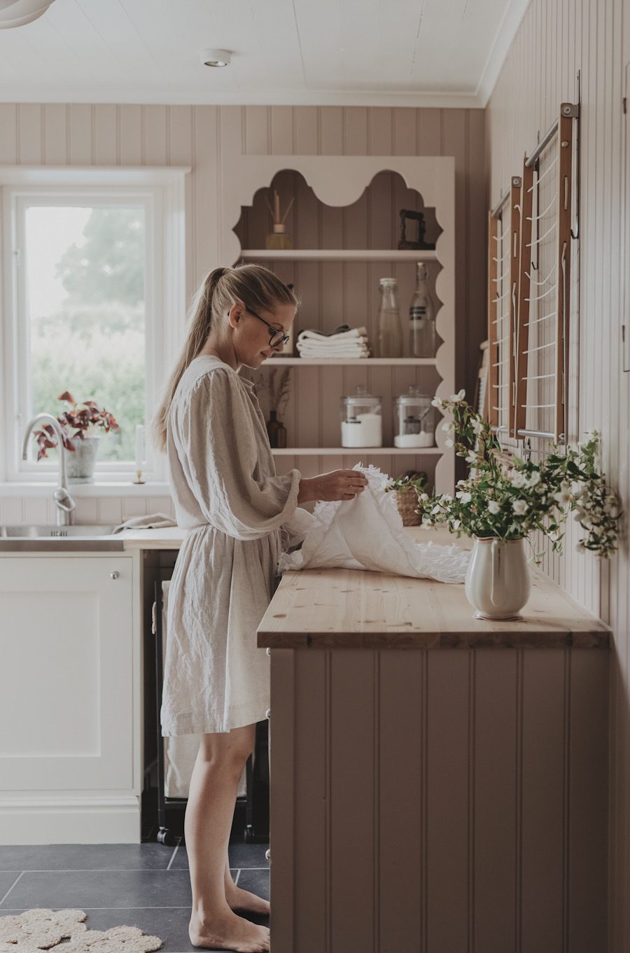 landryroom tvattstuga linnea ahlsten lundgren02 Vår nya rosa tvättstuga