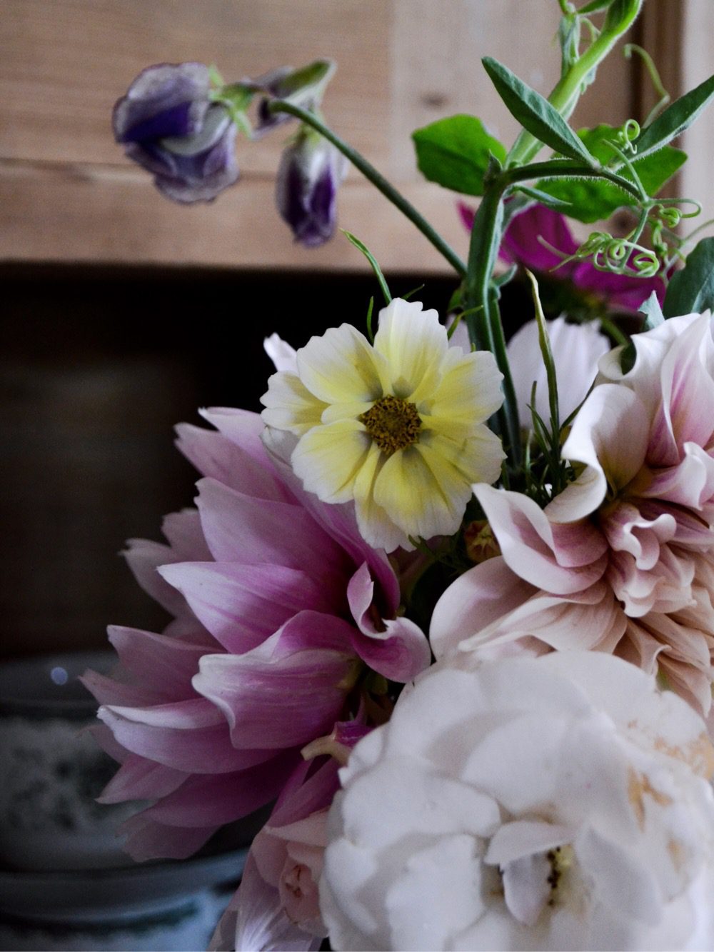 ronsenskäragul1 Sensommarbukett direkt från trädgården